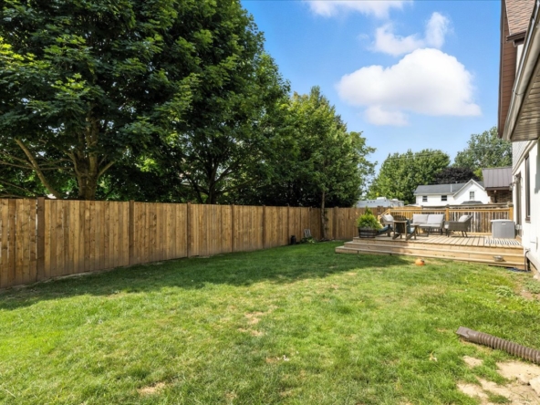 32-2 North Court St E EXT-4674