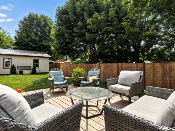 37-2 North Court St E EXT-4686