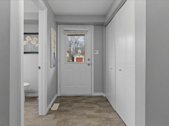 04-98 Grandridge Int-0084