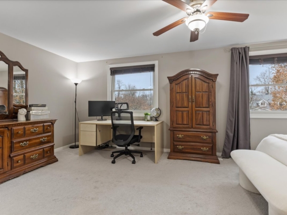 22-98 Grandridge Int-0195