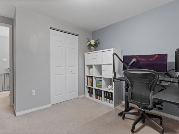 26-98 Grandridge Int-0165