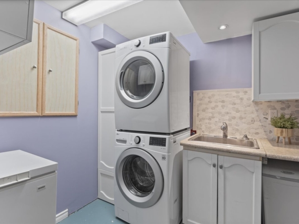 37-98 Grandridge Int-0156